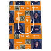 Square Foto Abschluss Class Year Orange Mittlere Geschenktüte (Rückseite)