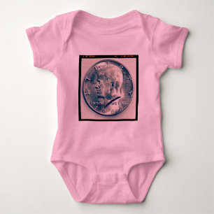 Square Foto - JFK, halber Dollar Baby Strampler