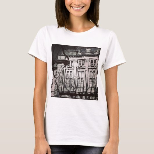 Square Foto - Universität T-Shirt (Vorderseite)