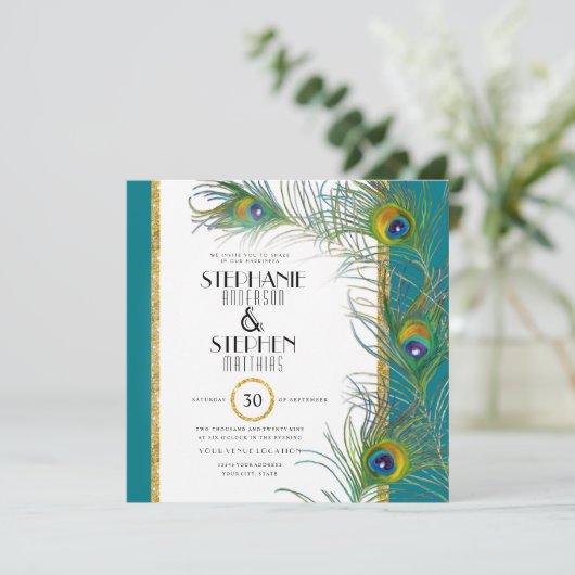 Square Gold Peacock Feather Modern Typografy Einladung (Stehend Vorderseite)