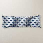 Square Knot Pattern Body Pillow Seitenschläferkissen (Rückseite)