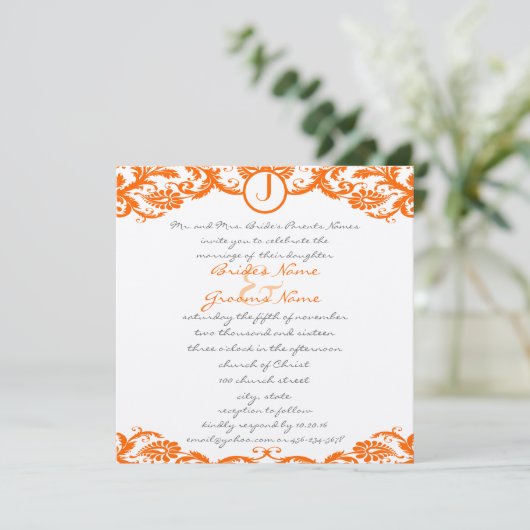Square Orange Damask Monogram Wedding Einladung (Stehend Vorderseite)
