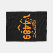 Square Root 4489 Funny Halloween Meme 67 Math Teac Fleecedecke (Vorderseite (Horizontal))