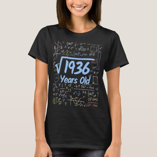 Square Root of 1936 44 Years Old Birthday 3 T-Shirt (Vorderseite)