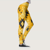 Square shawl, paisley floral batik. leggings (Rechts)