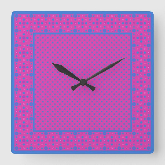 Square Wall Clock, Magenta: Helle blaue Punkte Quadratische Wanduhr (Vorderseite)