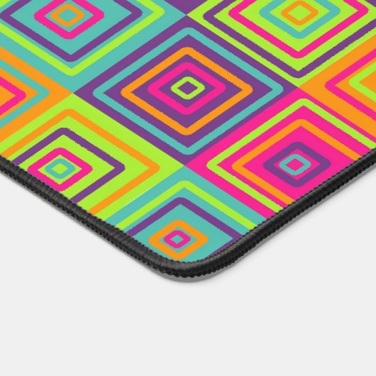 Squares Pattern Schreibtischunterlage (Ecke)