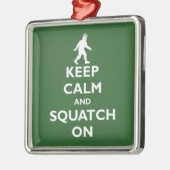 Squatch an silbernes ornament (Links)