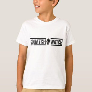 Squatch Uhr - dünner Bigfoot-Jäger-Entwurf T-Shirt