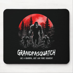 Squatch wie ein Großvater, nur viel mehr Squatchy Mousepad