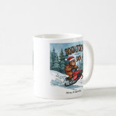 Squatchin' through the Snow Bigfoot Christmas Kaffeetasse (VorderseiteRechts)