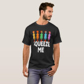 Squeeze Me Rubber Chicken Rubber Chick T-Shirt (Vorne ganz)