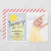 Squeeze the Day Lemonade Jar Birthday Foto Einladung (Vorne/Hinten)
