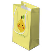 Squeeze the Day Punny Lemon Kleine Geschenktüte (Rückseite Schrägansicht)