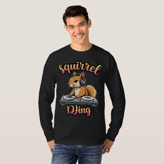 Squirrel DJ Party Vibes Funny Retro DJ T-Shirt (Vorne ganz)