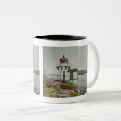 Squirrel Point Leuchtturm Zweifarbige Tasse (VorderseiteRechts)