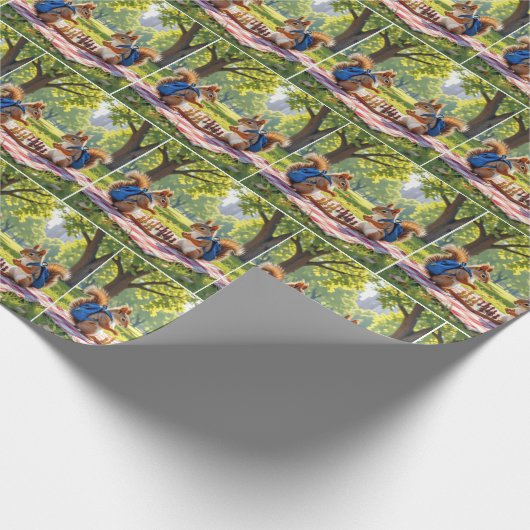 Squirrels Playing Chess In a City Park Geschenkpapier (Ecke)