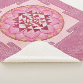 Sri Yantra / Sri Chakra in Lotus Sherpadecke (3/4)