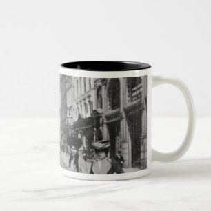 St Ann Quadrat, Manchester, c.1910 Zweifarbige Tasse