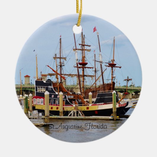 St. Augustine Florida Das Schwarze Piratenschiff Keramik Ornament (Vorne)