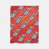 St. Bernard in Hat Pattern On Red Fleecedecke (Vorderseite)