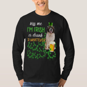 St. Bernard küsste mir, ich bin irisch oder Betrun T-Shirt