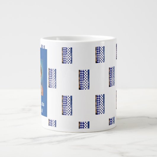 St Carlo Acutis Jumbo-Tasse (Vorderseite)