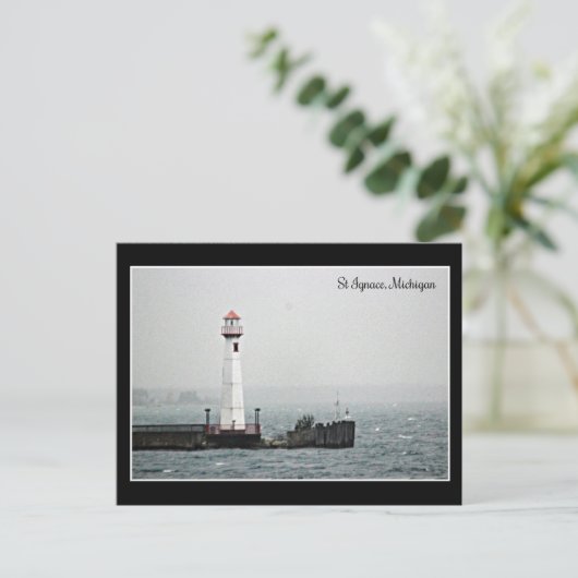 St Ignace Lighthouse in the Bay Postkarte (Stehend Vorderseite)