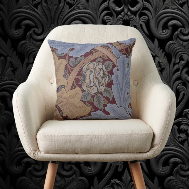 St. James Acanthus Leaf Pattern von William Morris Kissen (St. James Acanthus Pattern by William Morris Throw Pillow)