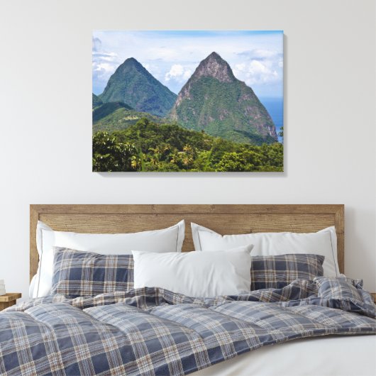 St Lucia Pitons Canvas Print Leinwanddruck (Insitu (Schlafzimmer))