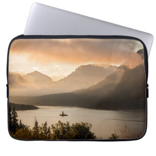 St. Mary Lake   Glacier-Nationalpark, Montana Laptopschutzhülle