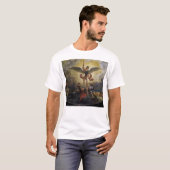 St Michael besiegt den Teufel T-Shirt (Vorne ganz)