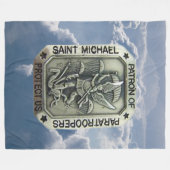 St. MICHAEL Fleecedecke (Vorderseite (Horizontal))