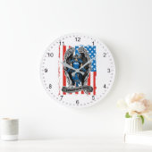 St- Michaelpolizei verteidigt uns im Kampf Große Wanduhr (Zuhause)