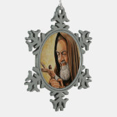 St. Padre Pio mit Kruzifix Schneeflocken Zinn-Ornament (Links)