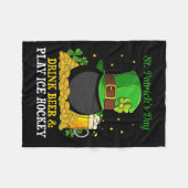 St Patrick#39;s Day Drink Beer Play Ice Hockey Fun Fleecedecke (Vorderseite (Horizontal))