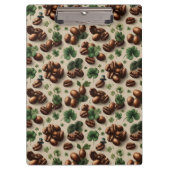 St. Patrick’s Day Coffee & Shamrock Pattern Klemmbrett (Vorderseite)