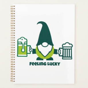 St. Patrick’s Day Gnom mit Bierkrug Planer