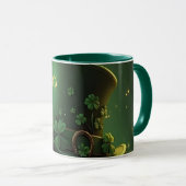 St. Patrick’s Day Hat and Shamrock Design Tasse (VorderseiteRechts)