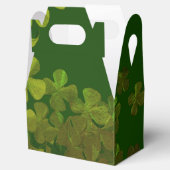 St. Patrick’s Day Kleeblatt Geschenkschachtel (Geöffnet)