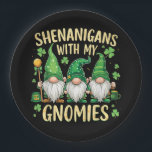St Patrick’s Day Lucky Shamrock Gnome  Pappteller<br><div class="desc">St Patrick’s Day Lucky Shamrock Gnome</div>