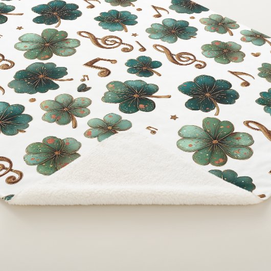 St. Patrick’s Day Musical Shamrock Sherpadecke (3/4)