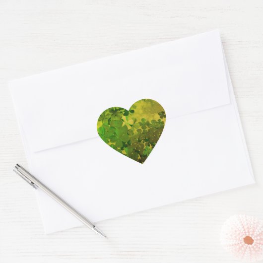 St. Patrick’s Day Shamrock Herz-Aufkleber (Umschlag)