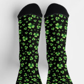 St. Patrick’s Day Wasserfarbe Shamrock auf Schwarz Socken (Oben)