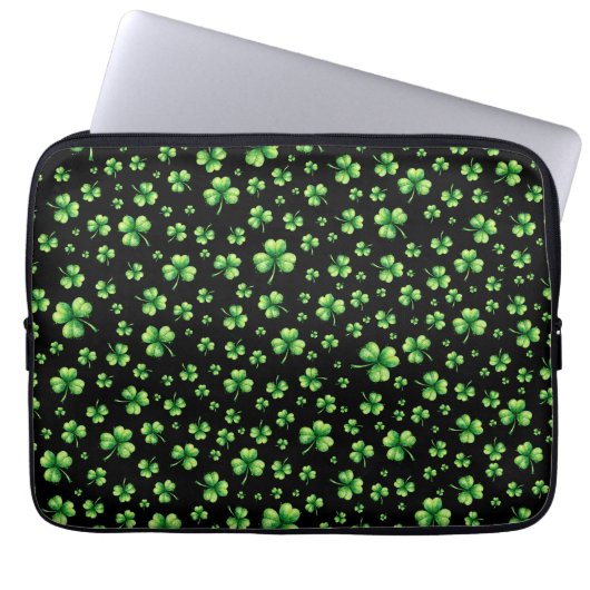 St. Patrick’s Day Wasserfarben-Kleeblatt auf Schwa Laptopschutzhülle (Vorderseite)