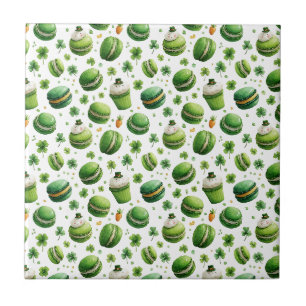 St. Patrick’s Day-Wasserfarben-Macaron und Kleebla Fliese
