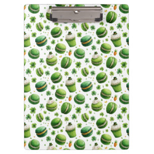 St. Patrick’s Day-Wasserfarben-Macaron und Kleebla Klemmbrett