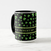 St. Patrick’s Day Watercolor Shamrock on black Tasse (Vorderseite Links)
