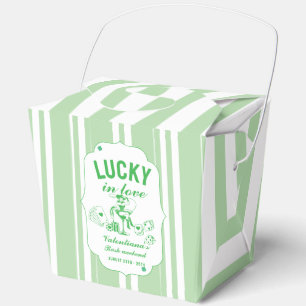 St. Patrick sie fand ihren glücklichen Charme Jung Geschenkschachtel
