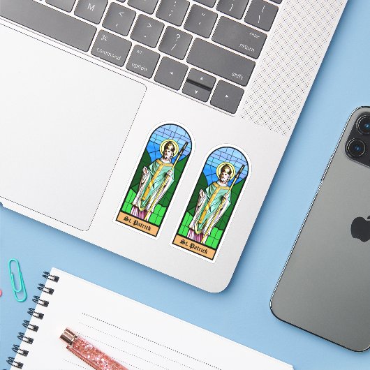 St. Patrick Statue Custom-Cut Vinyl Sticker (Laptop mit iPhone)